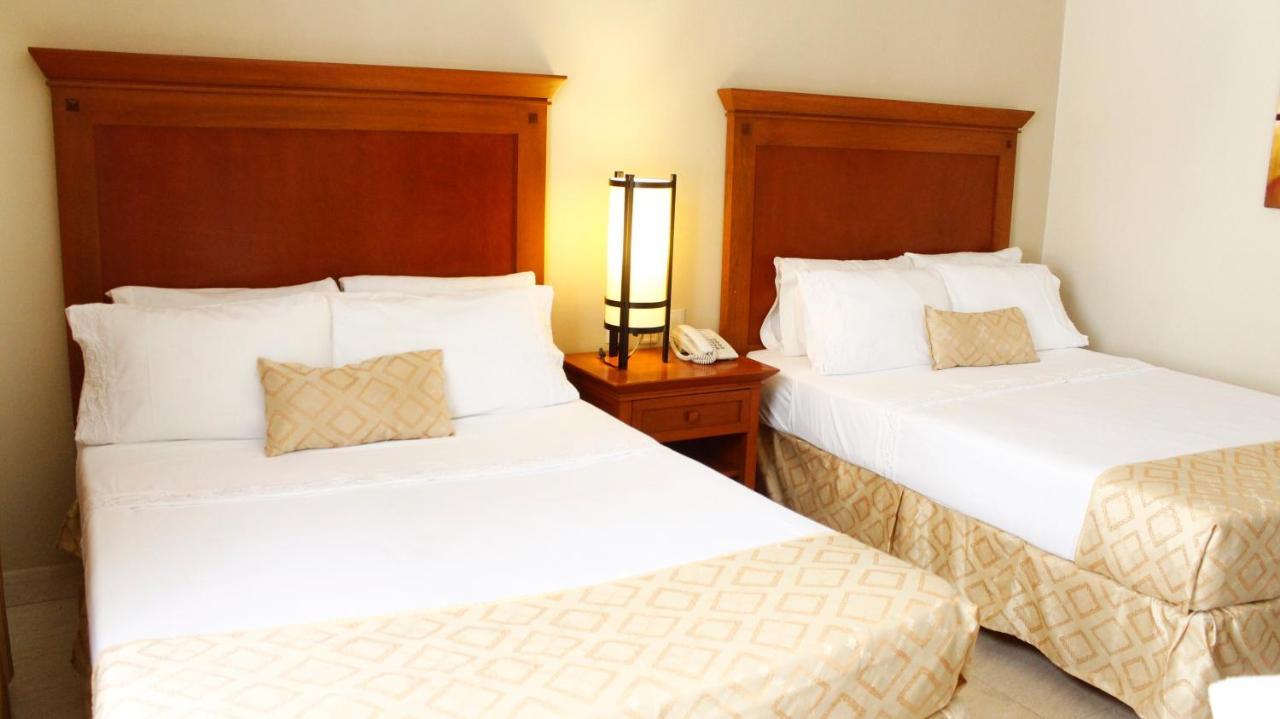 Hotel Magno Tepatitlan 외부 사진