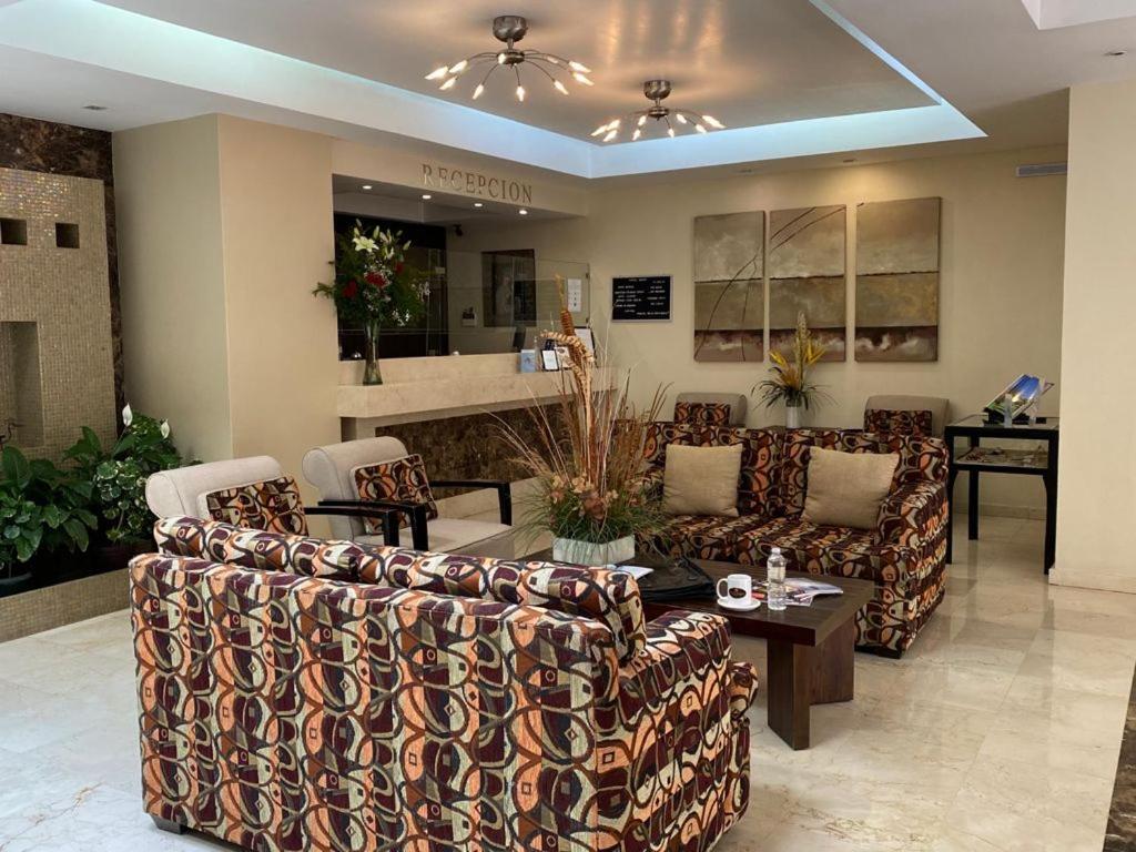 Hotel Magno Tepatitlan 외부 사진