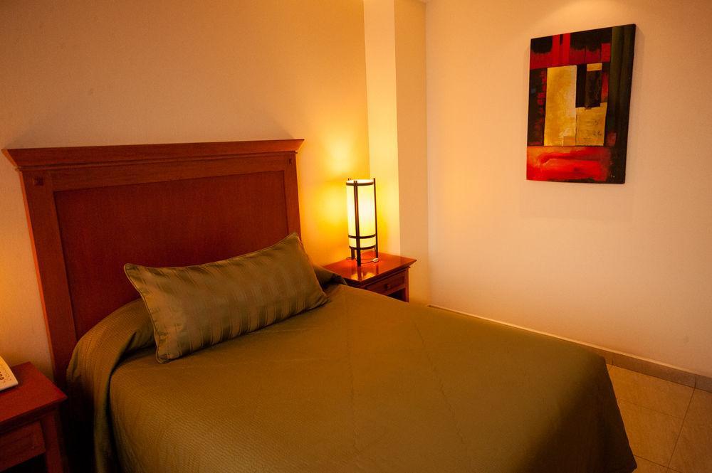 Hotel Magno Tepatitlan 외부 사진