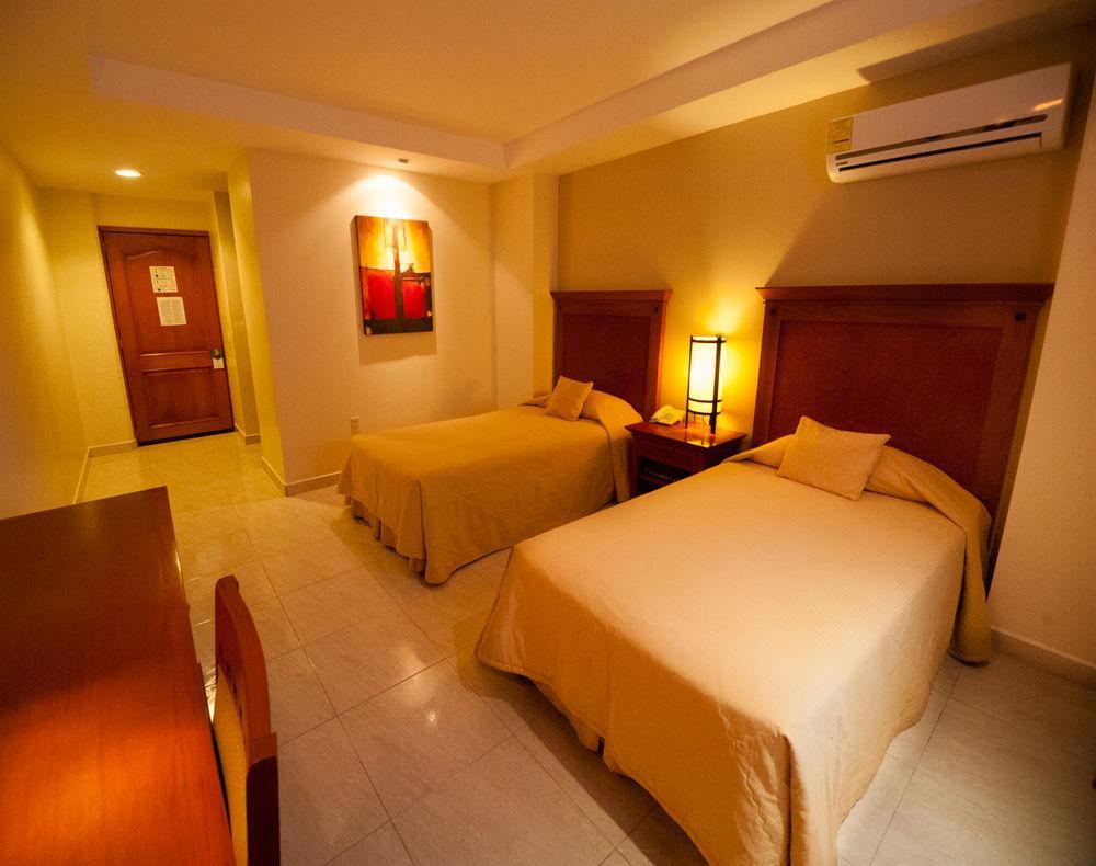 Hotel Magno Tepatitlan 외부 사진