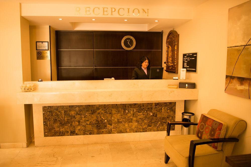 Hotel Magno Tepatitlan 외부 사진
